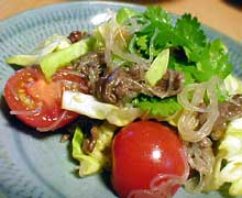 牛肉のタイ風サラダ