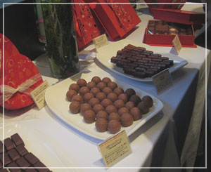 「La Maison du Chocolat」オープニングパーティーにて、４種のチョコは2011年バレンタイン限定コレクション