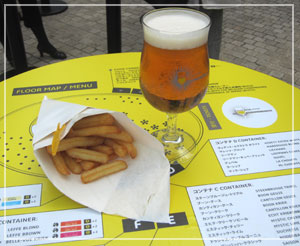 で、再び「ベルギービール・ウィークエンド東京2010」でビール飲んでます