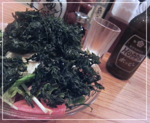 藤沢「佐助」にて、岩海苔とぎばさの豆腐サラダ