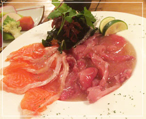 津田沼「鈴家」にて、信州の美食コース、これは「鯉のあらい」。