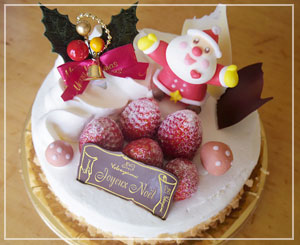 ル・パティシエ　ヨコヤマ」のクリスマスケーキ。かわいいかわいい。